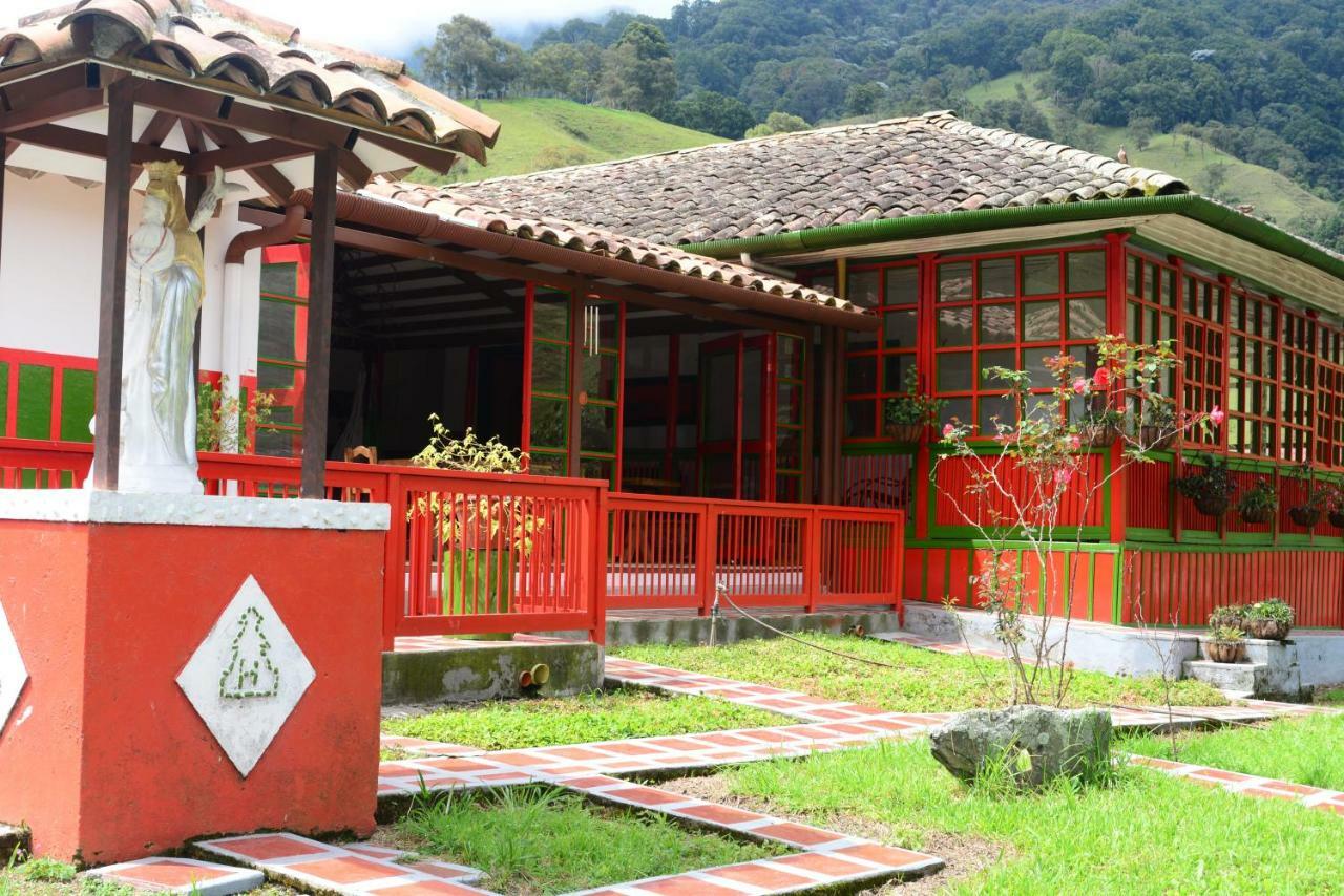 Ecohotel Pinohermoso Reserva Natural Salento Exterior foto